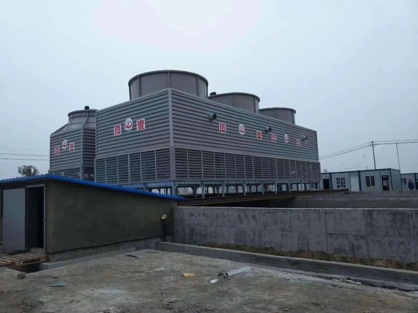 方形冷却塔